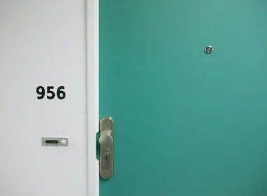 Instalação de olho mágico em Santana